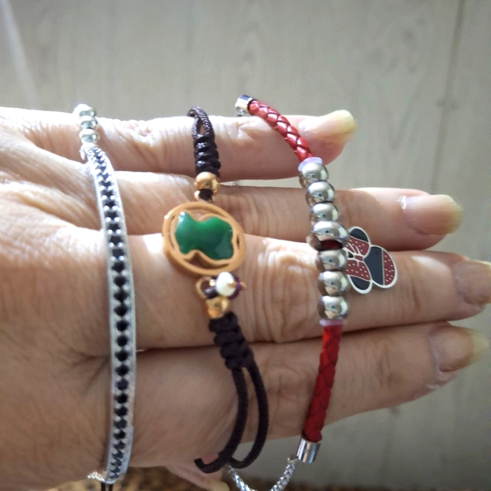 Chic Multicolor Bracelet Set with Silver Accents